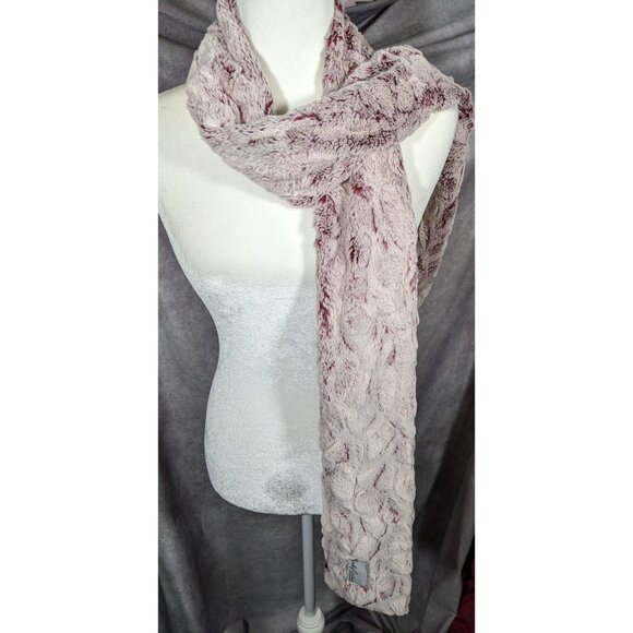 Minky Couture Pink Textured Plush  Scarf - Picture 8 of 10